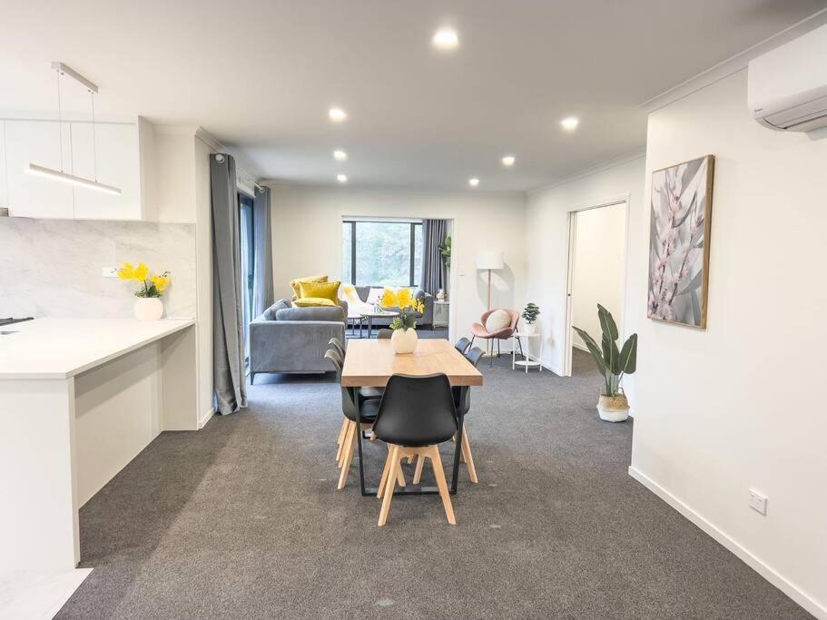 Rotorua Sunshine Brand New 4 Bedroom House Esterno foto