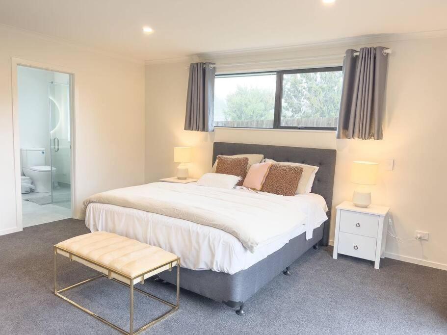 Rotorua Sunshine Brand New 4 Bedroom House Esterno foto