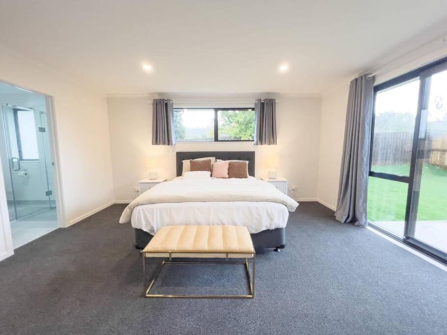 Rotorua Sunshine Brand New 4 Bedroom House Esterno foto