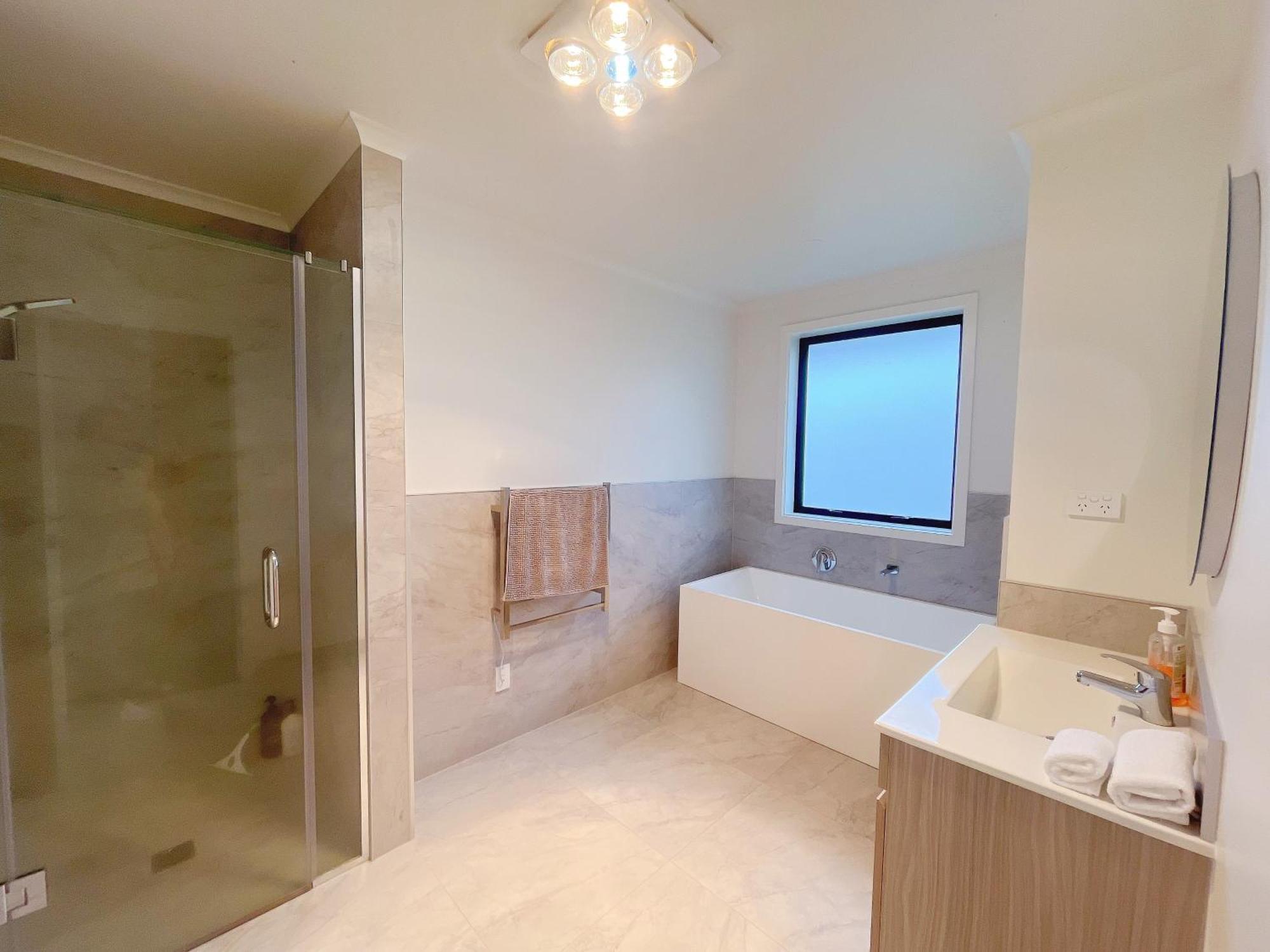 Rotorua Sunshine Brand New 4 Bedroom House Esterno foto